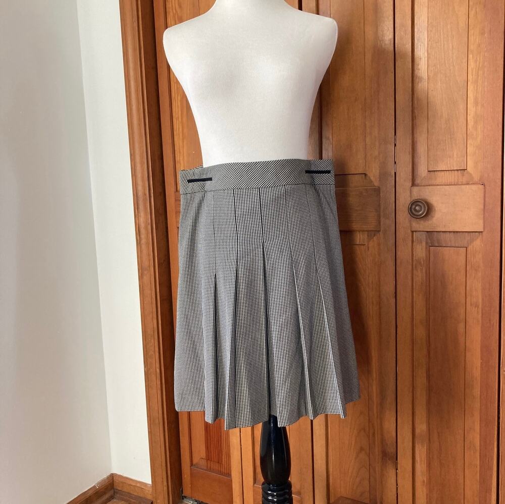 LOFT Houndstooth Pleated A-line Skirt, Size 10